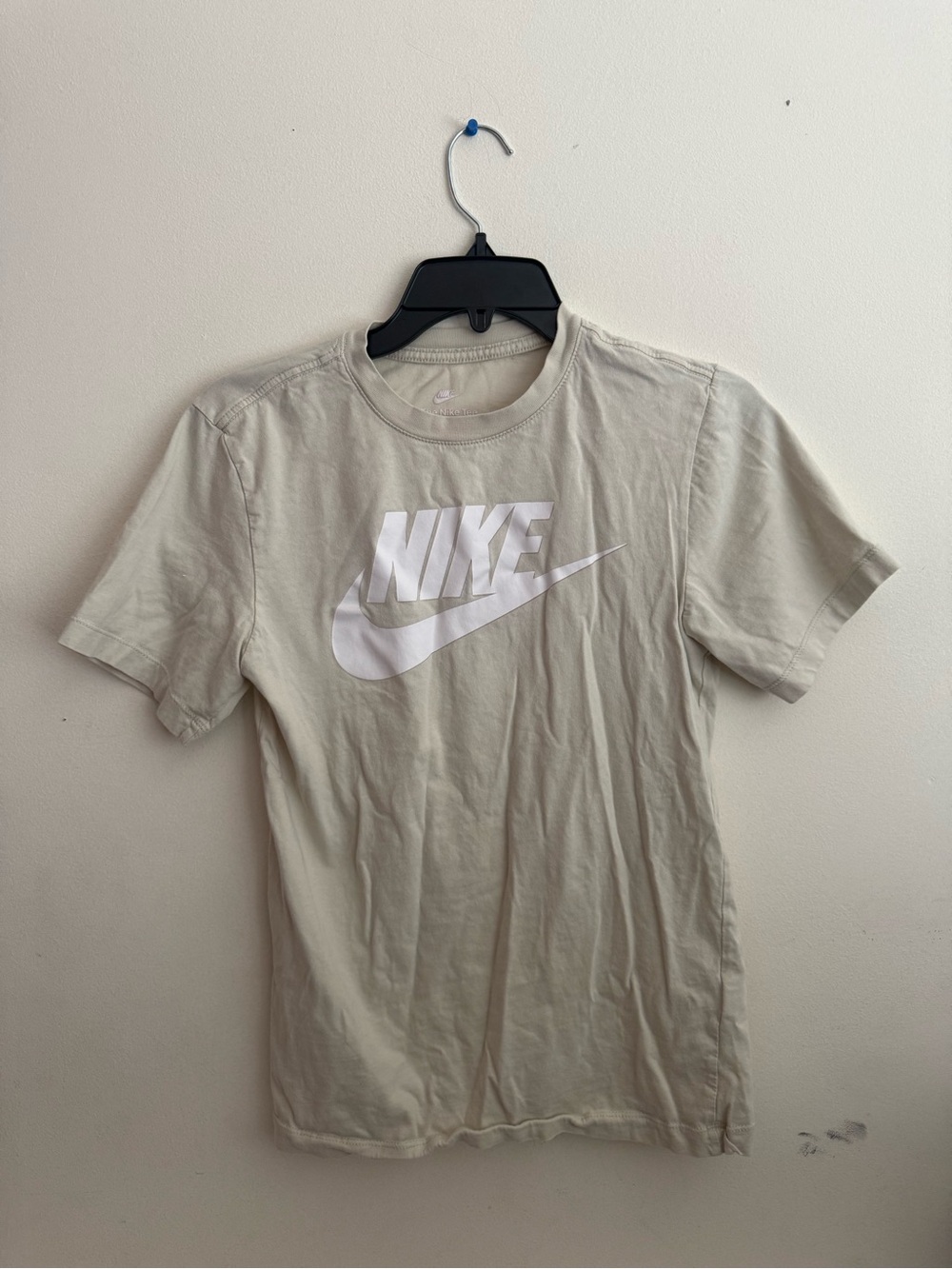 Nike Men’s Light Cream Short Sleeve Logo Tee